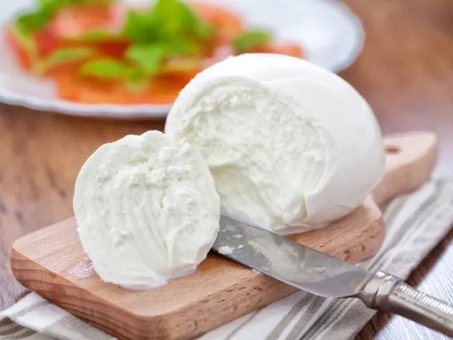 El queso cremoso y su impacto en el peso corporal - Cuánto queso cremoso se puede comer al día el queso cremoso engorda - Cuánto queso cremoso se puede comer al día