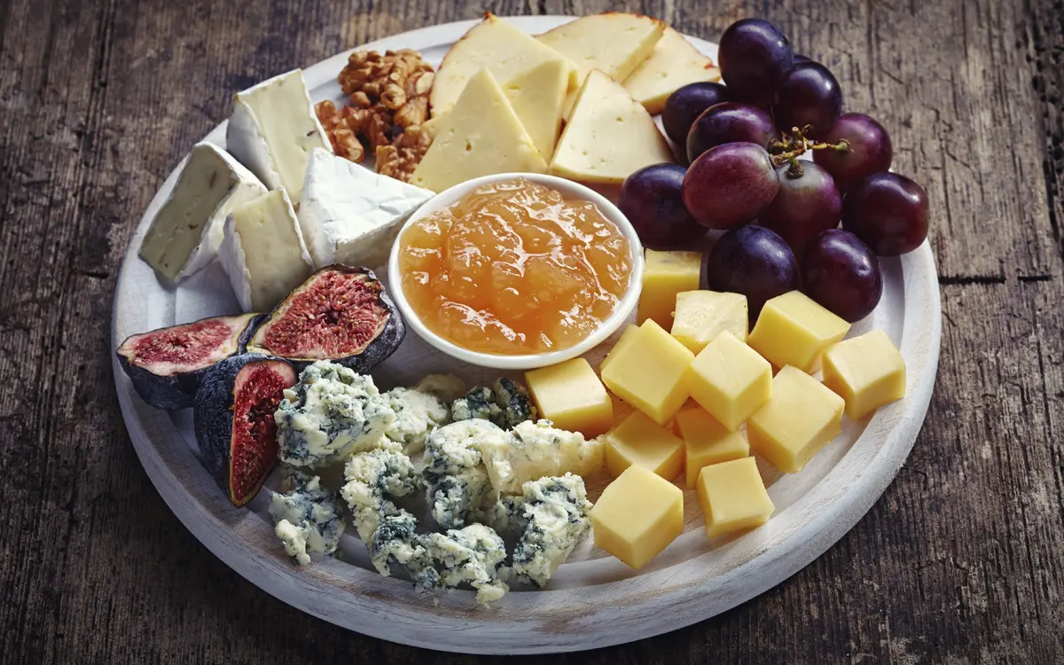 Acompañamientos para el queso azul - Qué frutas combinan con el queso acompañamientos para el queso azul - Qué frutas combinan con el queso